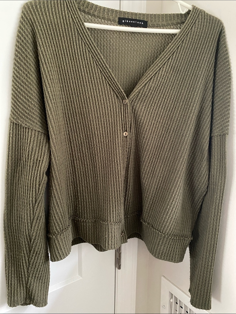 Gibsonlook Olive Ribbed V-Neck Button-Front Cardigan